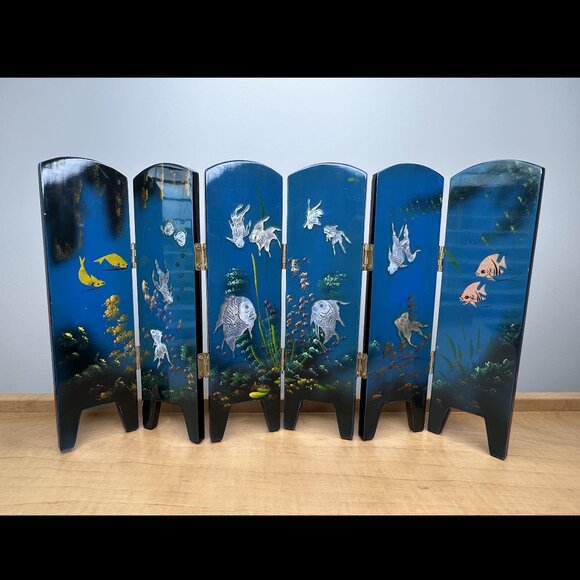 Panel Décor - Picture 1 of 3